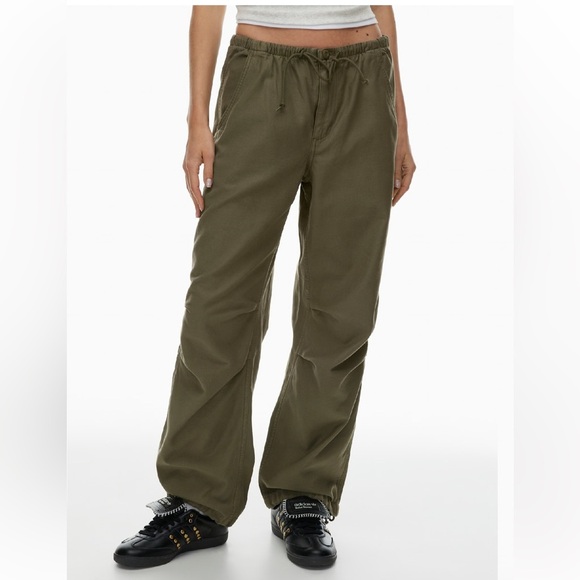 Aritzia TNA KHAKI Cache Cargo Pant Relaxed Mid-rise Parachute Pants - Picture 14 of 16